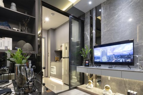 Condominio de 1 dormitorio en Bangkok, Tailandia en IDEO MOBI RAMA 4 № 10845