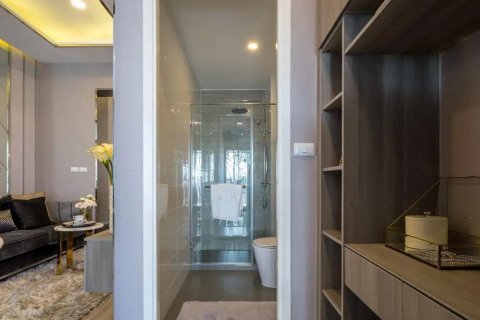 Sobre plano KNIGHTSBRIDGE SUKHUMVIT THEPHARAK en Bangkok, Tailandia № 11020 - foto 12