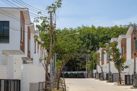 Sobre plano Mono Loft House Koh Kaew en Phuket, Tailandia № 18352 - foto 5