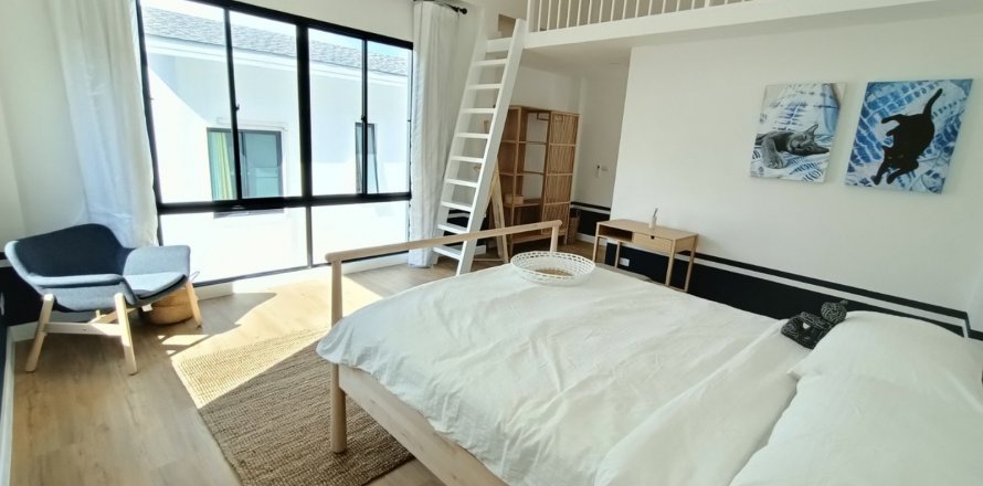 Condominio de 3 dormitorios en Phuket, Tailandia en Mono Loft House Koh Kaew  № 18373