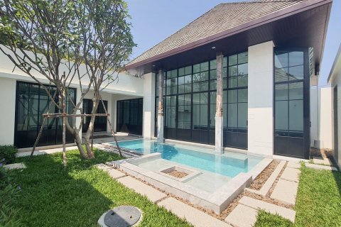 Sobre plano MONO LUXURY VILLA PASAK en Phuket, Tailandia № 3130 - foto 3