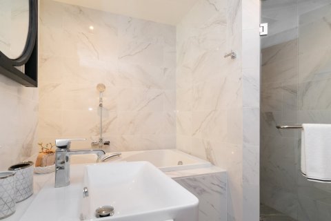 Sobre plano Wekata condominium en Phuket, Tailandia № 18502 - foto 6