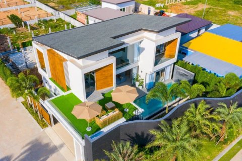 Zenithy Pool Villas en Phuket, Tailandia № 11103 - foto 2