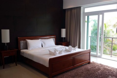 Casa de 4 dormitorios en Jomtien Beach, Pattaya, Tailandia № 24096 - foto 7