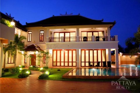 Casa de 5 dormitorios en Pattaya, Tailandia № 23657 - foto 19