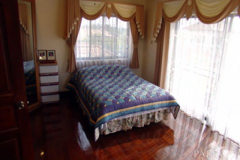 Casa de 5 dormitorios en Pattaya, Tailandia № 23245 - foto 18