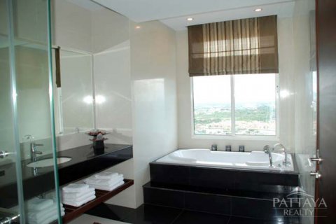 Condominio de 2 dormitorios en Pattaya, Tailandia № 22670 - foto 10