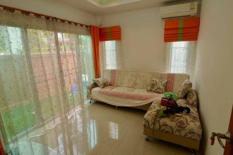 Casa de 3 dormitorios en Pattaya, Tailandia № 22100 - foto 15