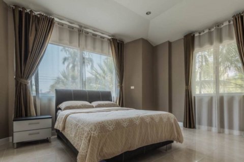 Casa de 3 dormitorios en Pattaya, Tailandia № 22204 - foto 20