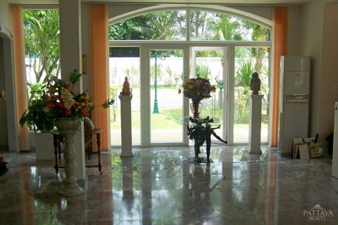 Casa de 5 dormitorios en Pattaya, Tailandia № 22825 - foto 6