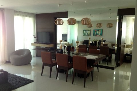 Condominio de 2 dormitorios en Pattaya, Tailandia № 23343