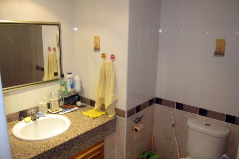 Condominio de 2 dormitorios en Pattaya, Tailandia № 23337 - foto 8