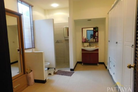 Casa de 3 dormitorios en Pattaya, Tailandia № 21237 - foto 7