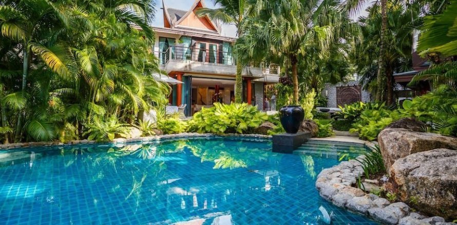 Casa de 5 dormitorios en Surin, Tailandia № 3843