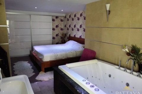 Condominio de 1 dormitorio en Jomtien Beach, Pattaya, Tailandia № 21314 - foto 2