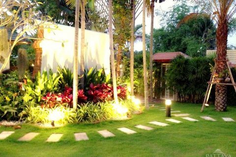 Casa de 3 dormitorios en Pattaya, Tailandia № 24250 - foto 10