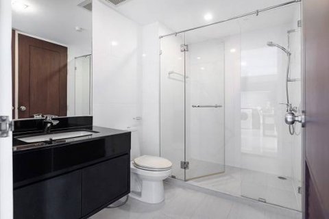 Condominio de 2 dormitorios en Pattaya, Tailandia № 22238 - foto 4