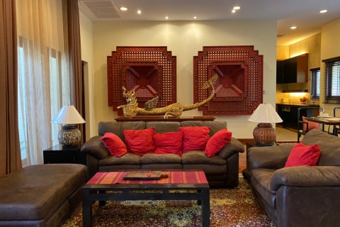 Casa de 2 dormitorios en Jomtien Beach, Pattaya, Tailandia № 22321 - foto 25