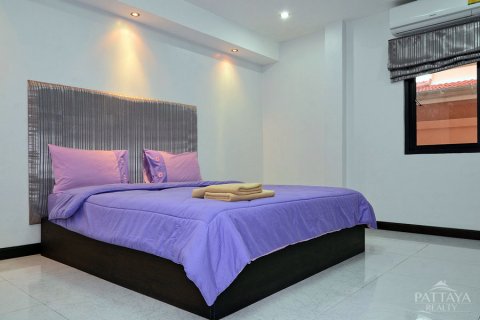 Casa de 7 dormitorios en Jomtien Beach, Pattaya, Tailandia № 20308 - foto 26