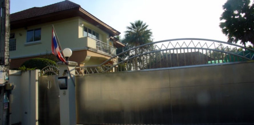 Casa de 3 dormitorios en Pattaya, Tailandia № 22665