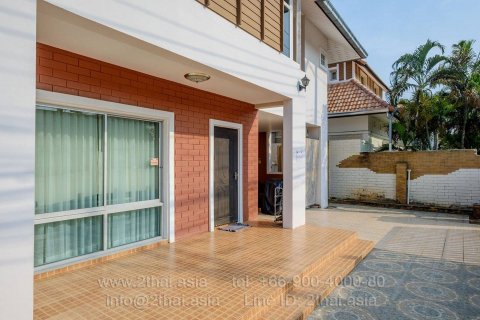 Casa de 4 dormitorios en Pattaya, Tailandia № 22216 - foto 17
