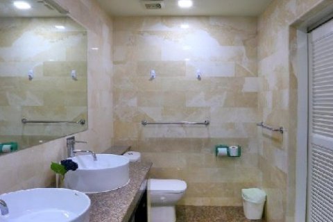 Casa de 5 dormitorios en Pattaya, Tailandia № 20989 - foto 2