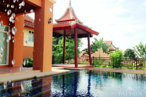 Casa de 3 dormitorios en Pattaya, Tailandia № 24344 - foto 5