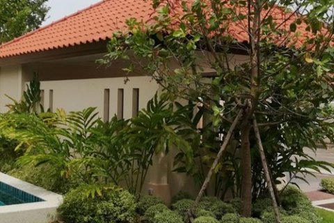 Casa de 3 dormitorios en Pattaya, Tailandia № 24144 - foto 15