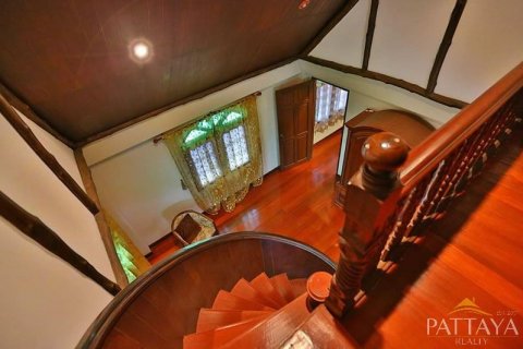 Casa de 4 dormitorios en Pattaya, Tailandia № 21374 - foto 18