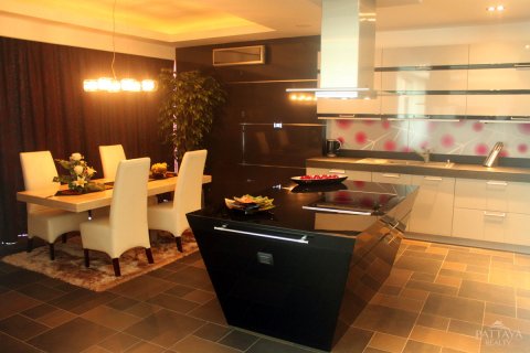 Condominio de 2 dormitorios en Jomtien Beach, Pattaya, Tailandia № 23353 - foto 9