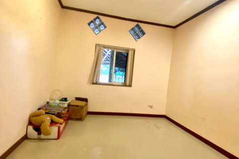 Casa de 4 dormitorios en Pattaya, Tailandia № 22374 - foto 3