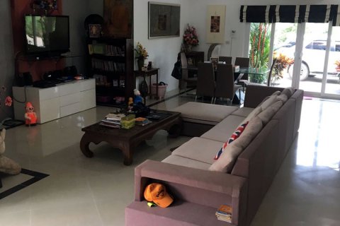 Casa de 3 dormitorios en Pattaya, Tailandia № 20431 - foto 29