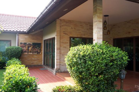 Casa de 3 dormitorios en Pattaya, Tailandia № 20184 - foto 2