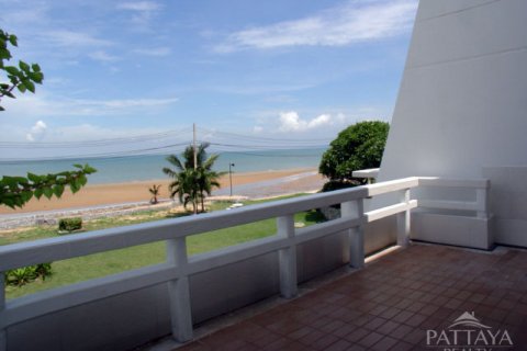 Casa de 4 dormitorios en Jomtien Beach, Pattaya, Tailandia № 22672 - foto 3