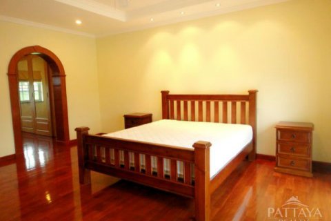 Casa de 3 dormitorios en Pattaya, Tailandia № 23483 - foto 7