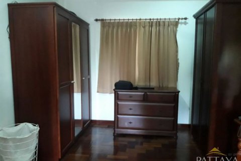 Casa de 3 dormitorios en Pattaya, Tailandia № 21584 - foto 27