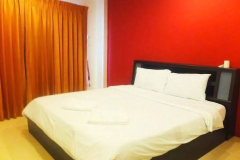 Casa de 22 dormitorios en Pattaya, Tailandia № 22178 - foto 9