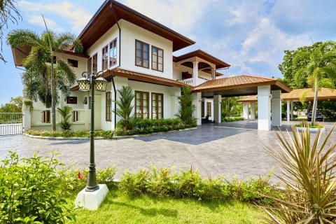 Casa de 4 dormitorios en Rayong, Tailandia № 19988 - foto 3