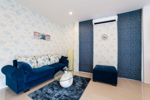 Casa de 2 dormitorios en Pattaya, Tailandia № 21076 - foto 17