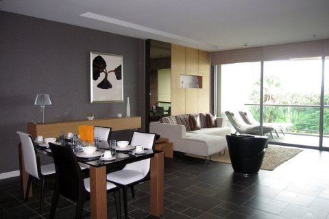 Condominio de 2 dormitorios en Pattaya, Tailandia № 22705 - foto 2