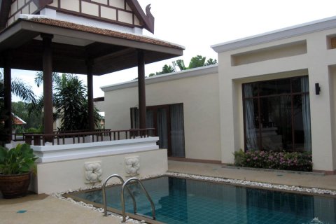 Casa de 3 dormitorios en Pattaya, Tailandia № 22753 - foto 16