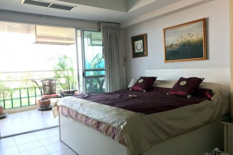 Condominio de 2 dormitorios en Jomtien Beach, Pattaya, Tailandia № 20506 - foto 10