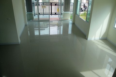 Casa de 3 dormitorios en Pattaya, Tailandia № 22997 - foto 14
