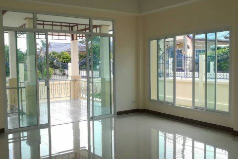 Casa de 3 dormitorios en Pattaya, Tailandia № 22265 - foto 19