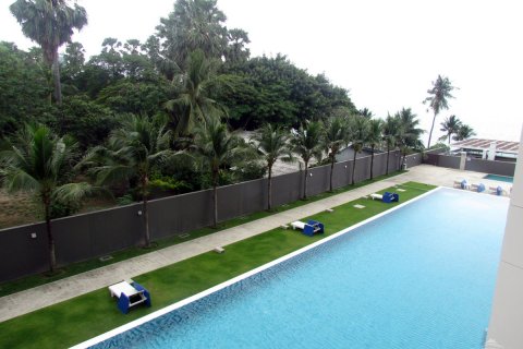 Condominio de 2 dormitorios en Pattaya, Tailandia № 19810 - foto 11