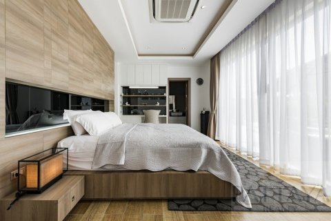 Casa de 4 dormitorios en Pattaya, Tailandia № 21157 - foto 3