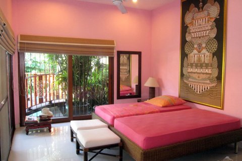 Casa de 3 dormitorios en Jomtien Beach, Pattaya, Tailandia № 23281 - foto 8