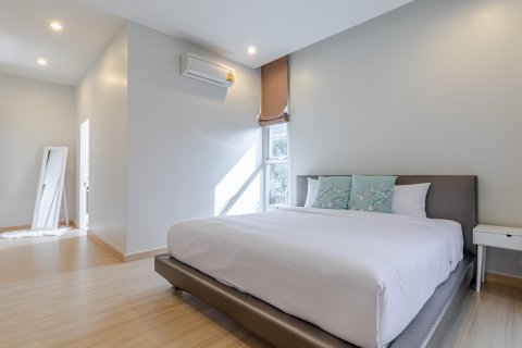 Casa de 3 dormitorios en Pattaya, Tailandia № 22388 - foto 4