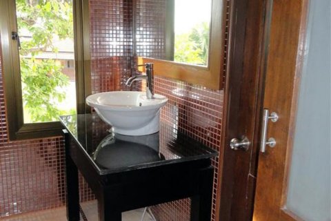 Casa de 5 dormitorios en Pattaya, Tailandia № 19892 - foto 13
