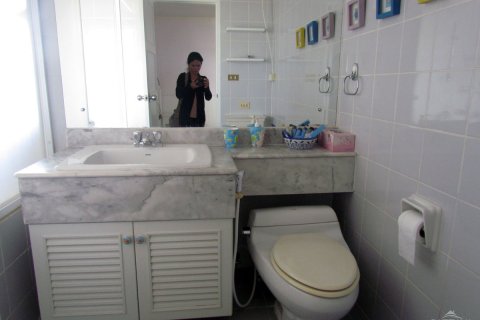 Condominio de 6 dormitorios en Pattaya, Tailandia № 20203 - foto 28